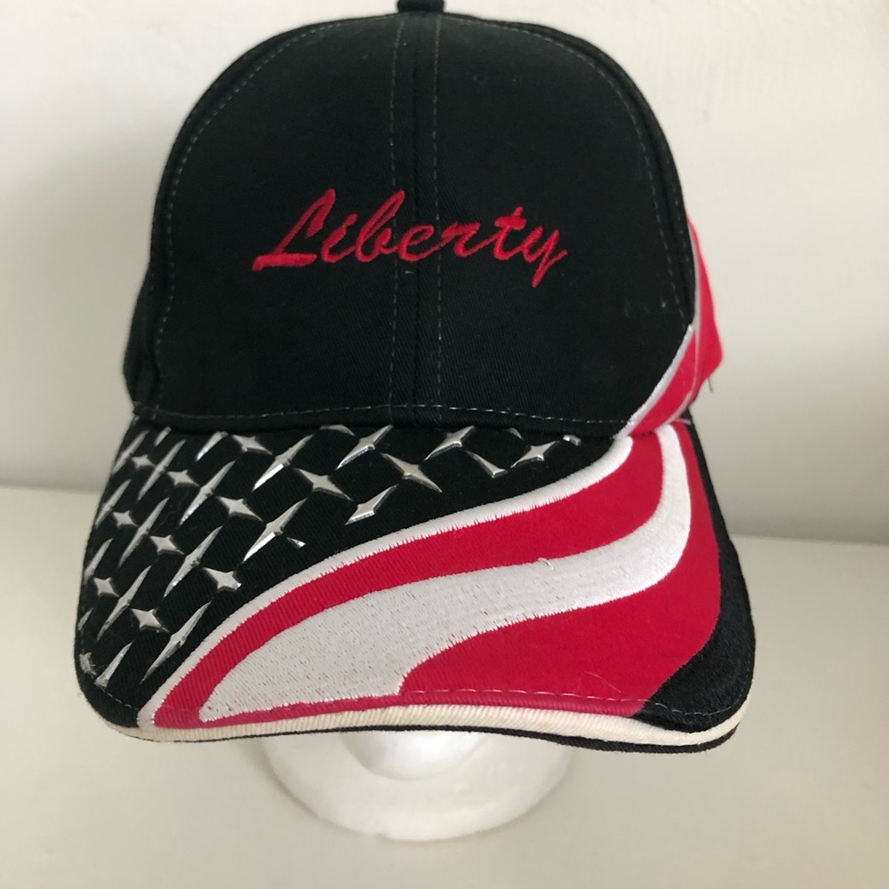 NWOT Liberty Black Embroidered Patriotic Hat